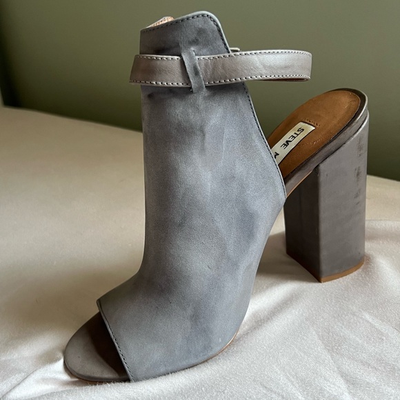 Steve Madden gray heels size 9 - Picture 12 of 14